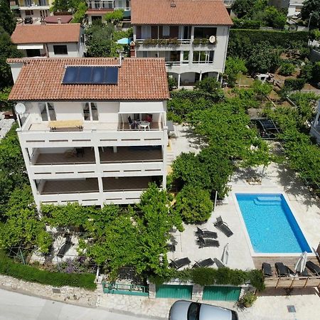 Guest House Zimmer F1 Pula Exteriér fotografie
